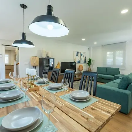 Lujo Y Piscina En Cantabria * El Astillero