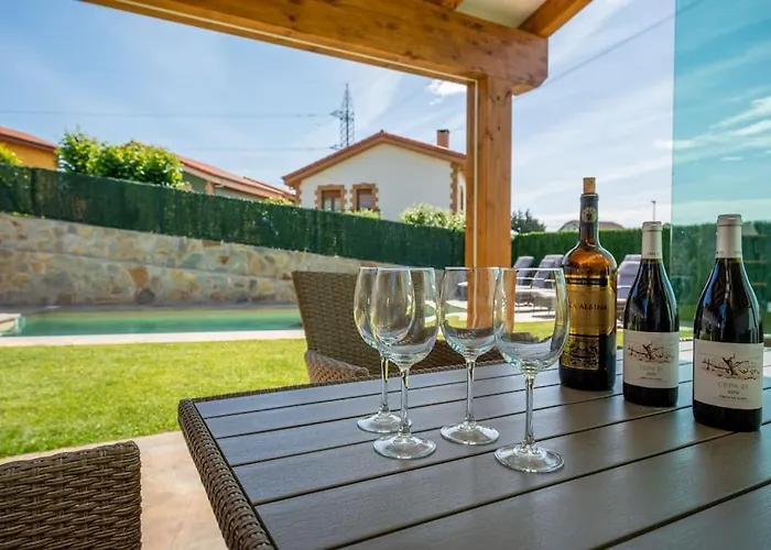 Lujo Y Piscina En Cantabria El Astillero