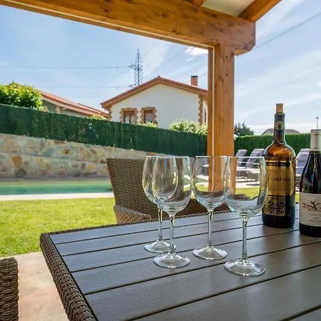Lujo Y Piscina En Cantabria El Astillero